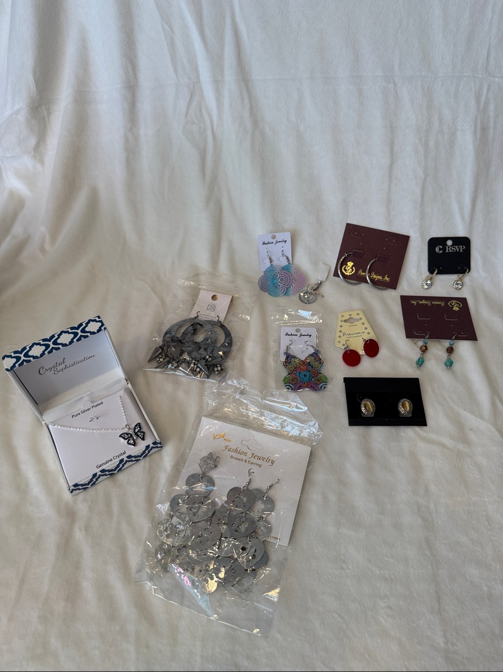 Mixed Fashion Jewelry Lot 11 Pieces Earrings Necklace Pendants Gift Everyday New